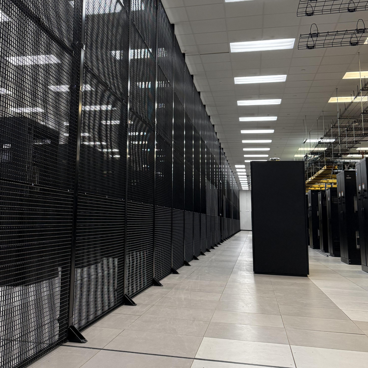 Server Cage Partition Contractor