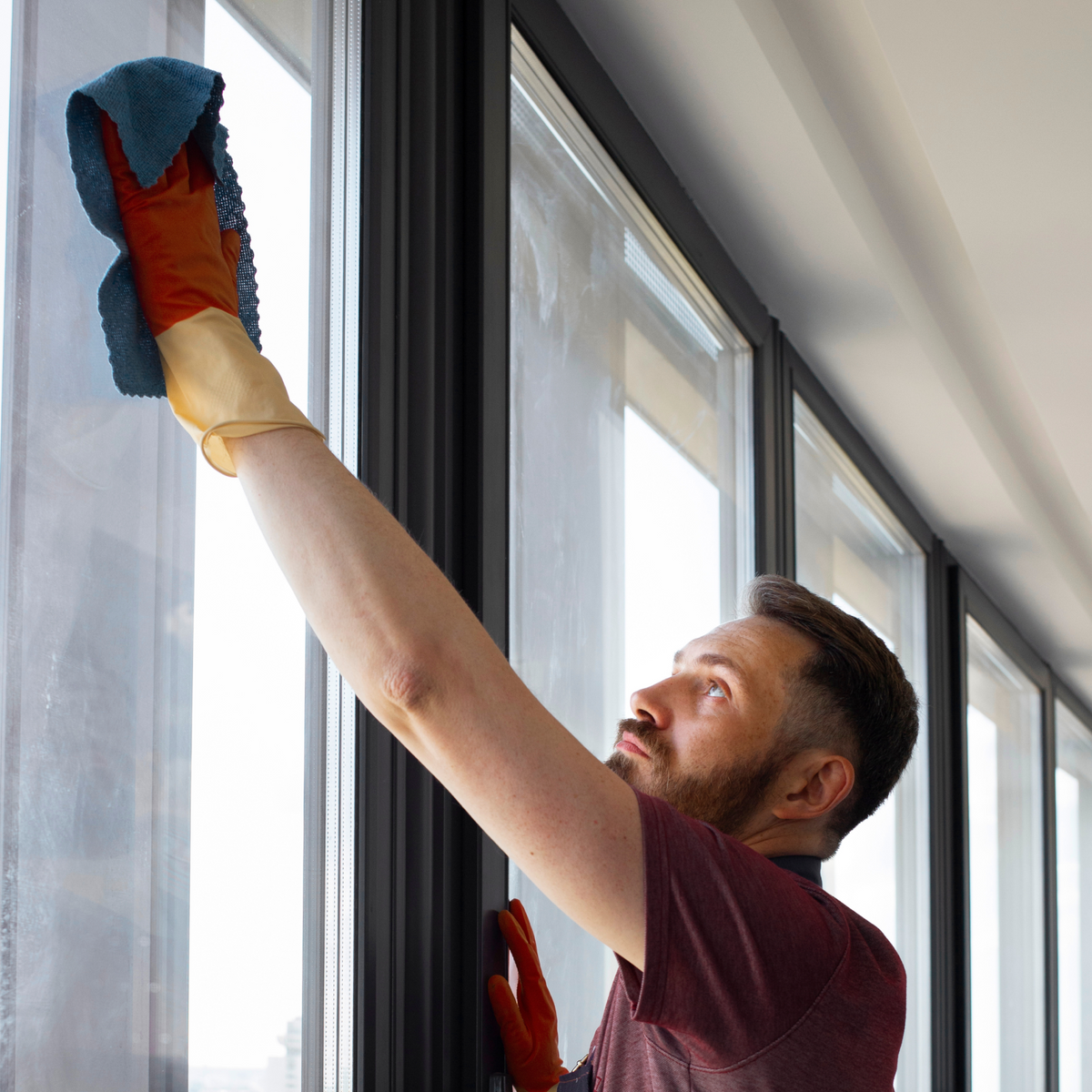 Window Shatter Resistant Film Installer