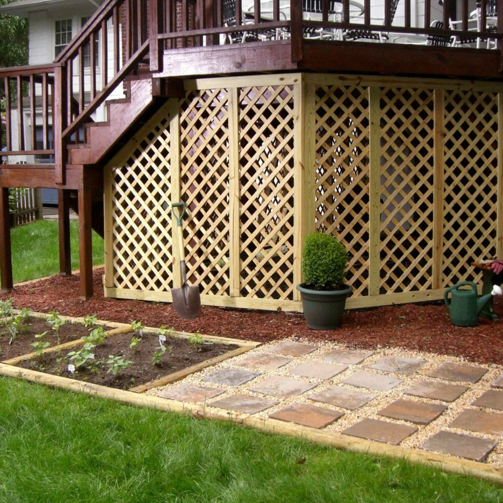 Lattice Installation
